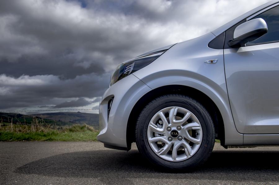 Колеса Kia Picanto 2017 года  (UK) (фото 61 из 80)